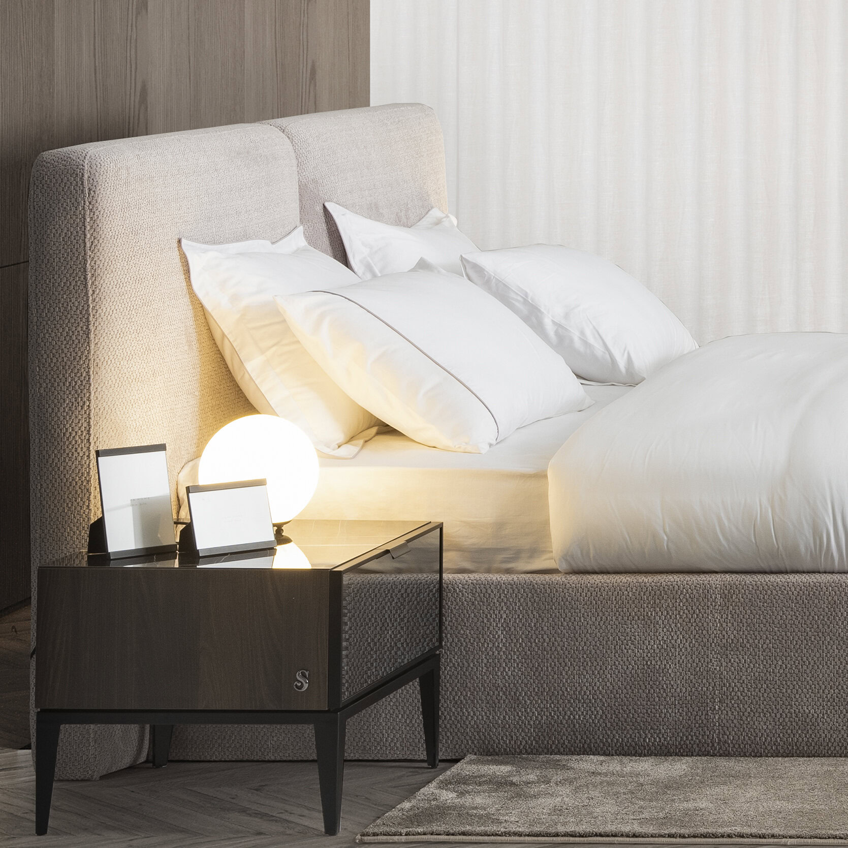 toronto-nightstand-ima1