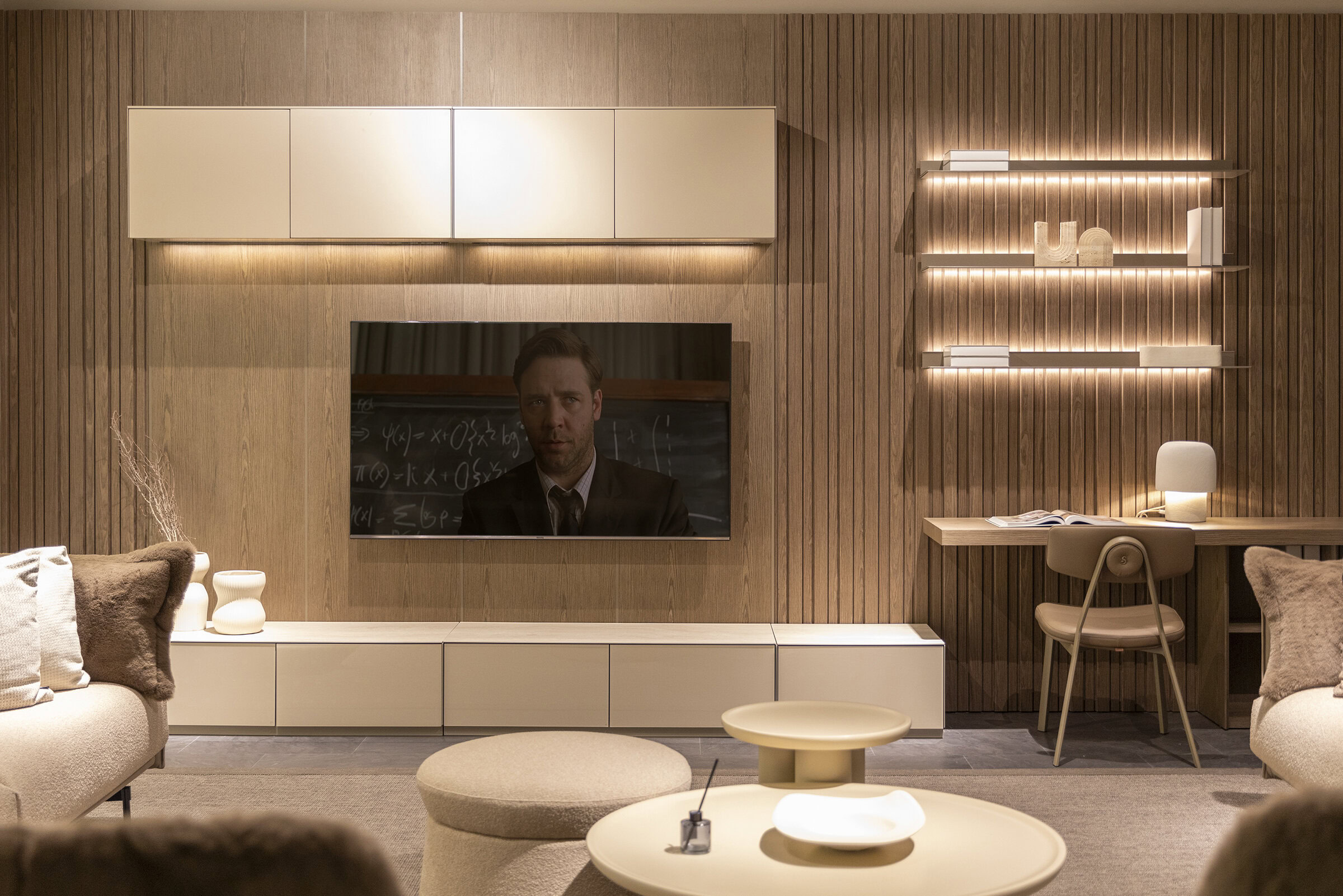 gama-tv-unit-image-1